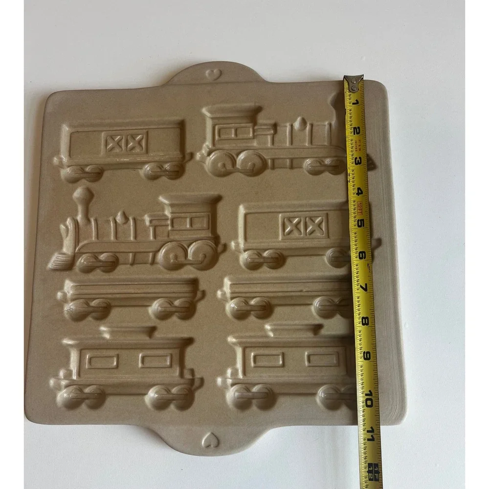 The Pampered Chef vintage train